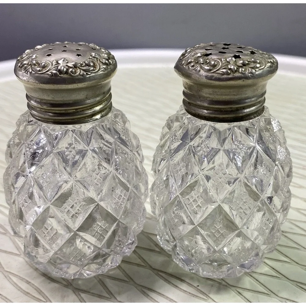 Vintage Mid Century Clear Leaded Crystal Pineapple Pattern Salt & Pepper Shakers